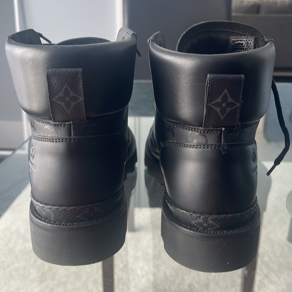 LV Monogram Eclipse Boots - Picture 2 of 12